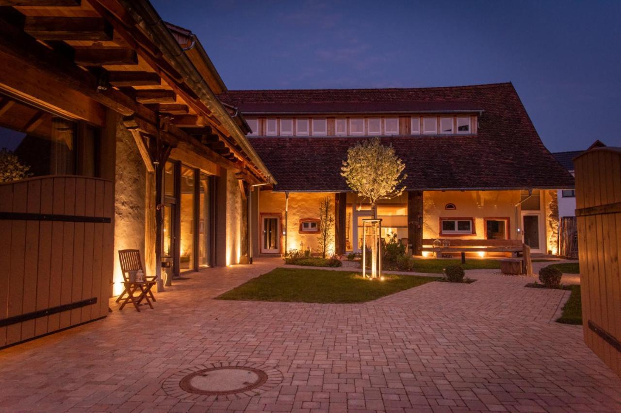 Апартаменти Baumgartners Dreiseithof - Historisch, Modern, Zentral Бад-Кроцінген Екстер'єр фото