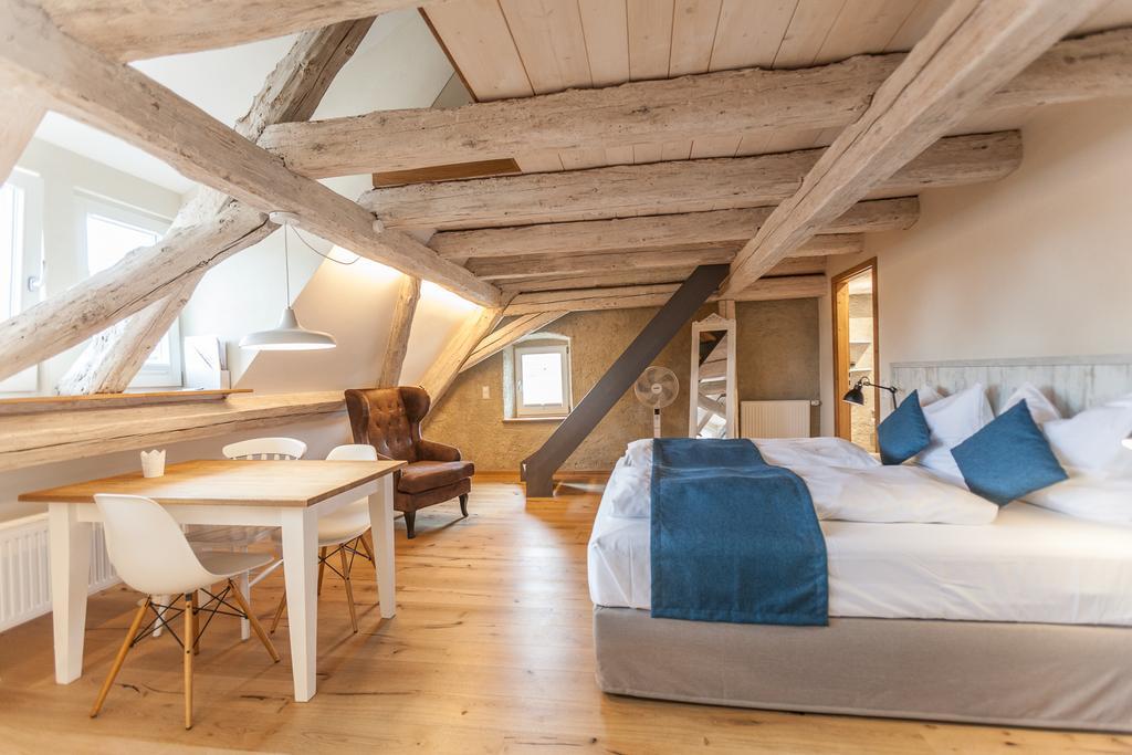 Апартаменти Baumgartners Dreiseithof - Historisch, Modern, Zentral Бад-Кроцінген Екстер'єр фото